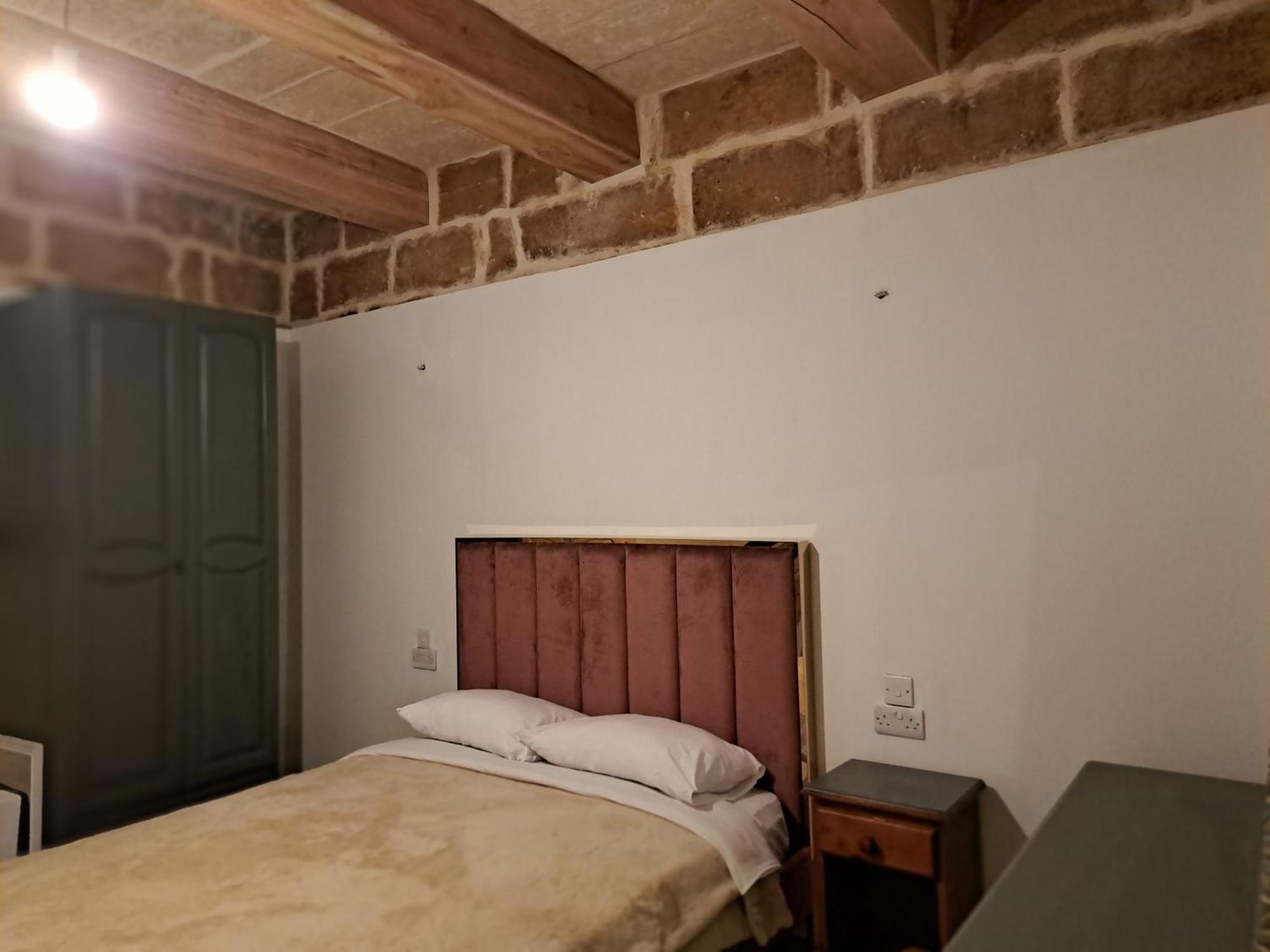 Ta' Marta Lodge Victoria Room photo